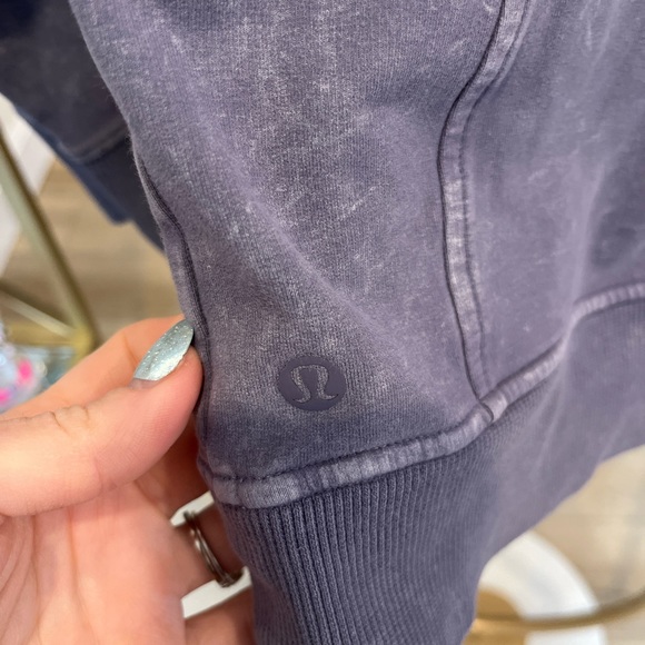 Lululemon scuba crew neck - Picture 3 of 4